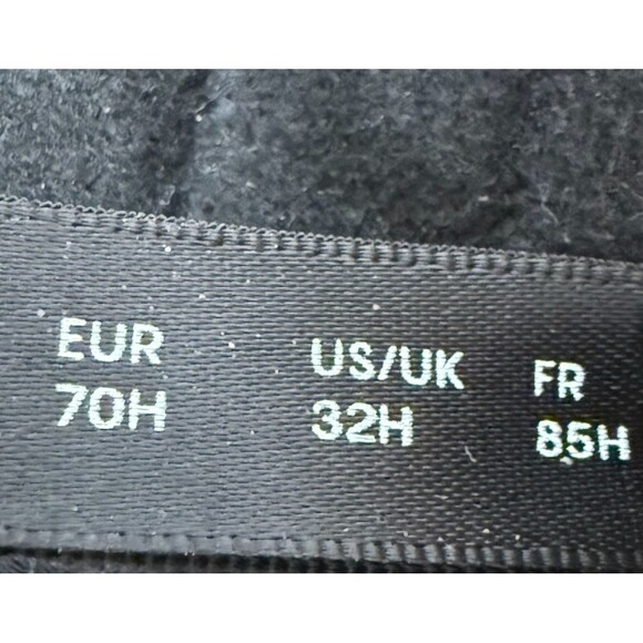 Charade by Change Lingerie Black Lace Bra 32H Rhinestone Sheer Plunge Underwire - Picture 6 of 7